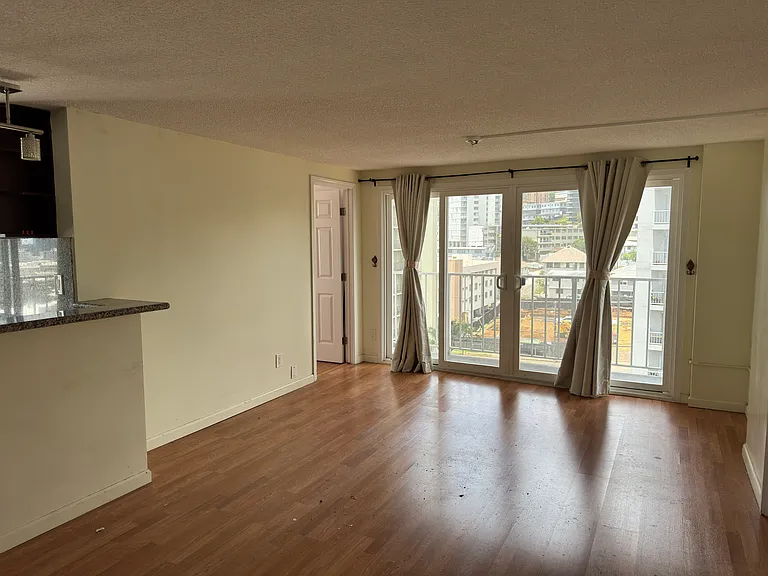 1121 Wilder Ave #900B — Photo 7