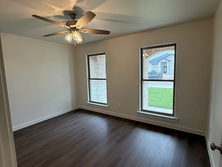 7605 Arlo Dr — Photo 6