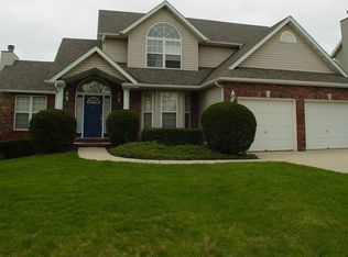 3 Somerset Pl, Collinsville, IL