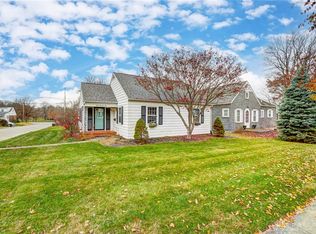 801 Snowhill Blvd, Springfield, OH 45504