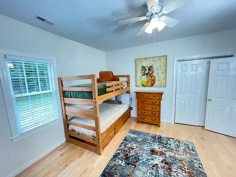 2338 New Market Rd — Photo 9