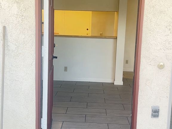 2nd image of 1453 E 5th St #1