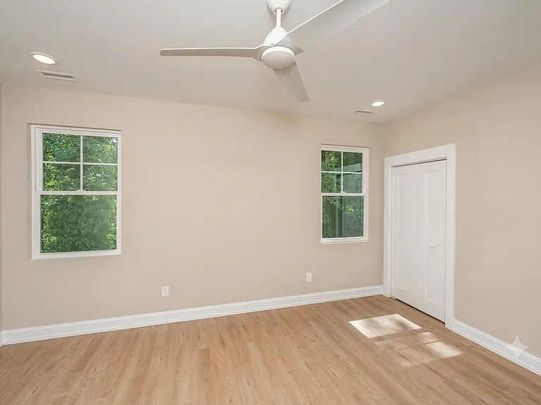 107 Elcon Dr #B — Photo 10