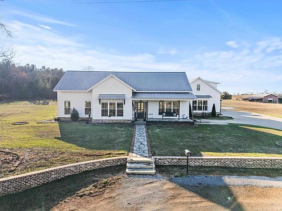 2nd image of 14879 Gordon Rd