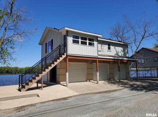 15041 Vans Rd, Fulton, IL 61252