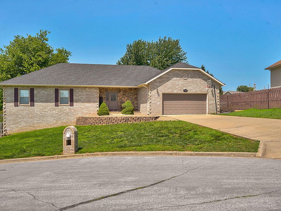 1st image of 3713 N Croswell Avenue