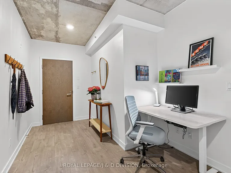 109 Ossington Ave #322 — Photo 5