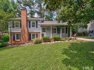 1112 Whippoorwill Ln, Raleigh, NC 27609
