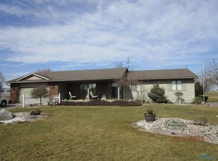 915 Country View Dr, Paulding, OH 45879