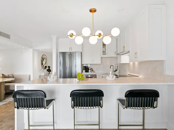 1250 Gulf Blvd APT 304, Clearwater, FL 33767