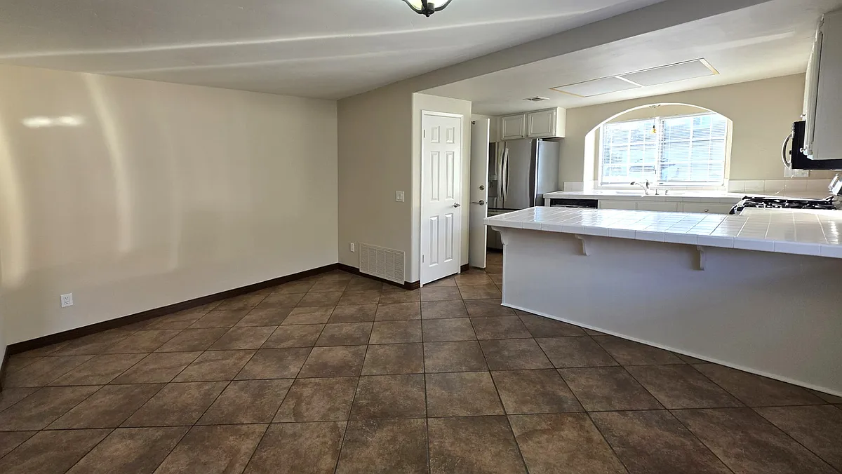 Building Photo - 1224 Saint Helene Ct
