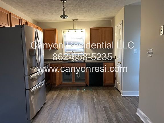 2nd image of 260 Sanford Ct