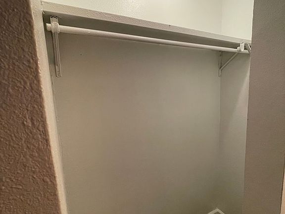 4th image of 4314 Gillis St #103
