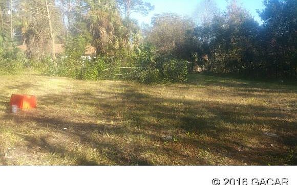 1st image of 1023 NE 1st St