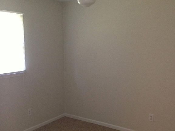 4th image of 607 S Cedar Ave