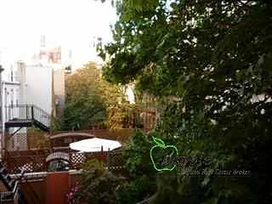 Rented by Bapple | media 38