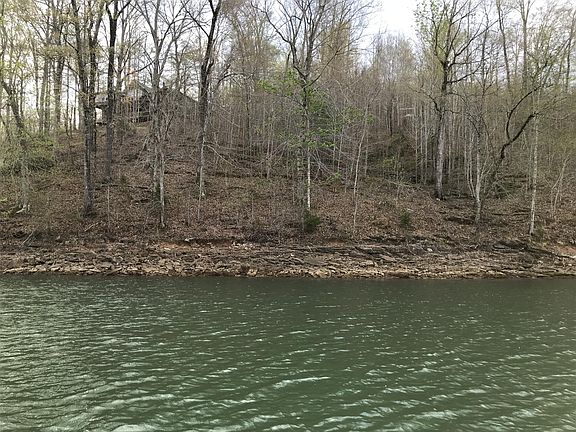 3rd image of Norris Crest Dr