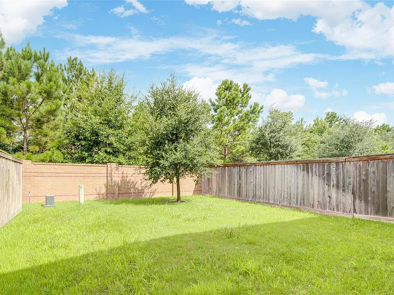 16207 Northern Cardinal Ln — Photo 35