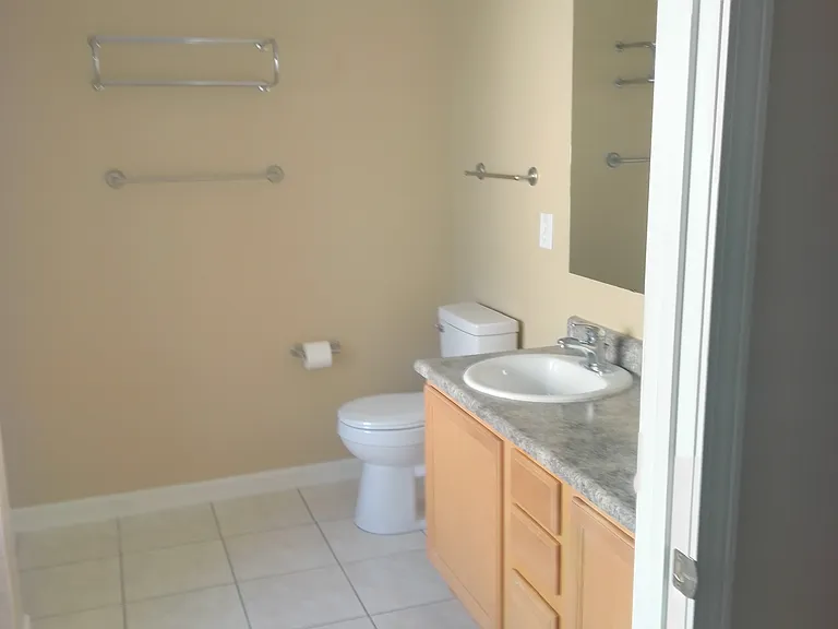 1329 Kershaw Loop #137 — Photo 4