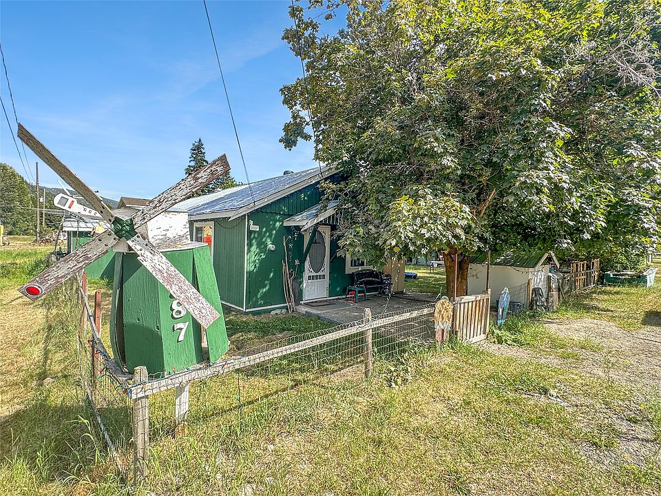 1st image of 387 Parrish Ave