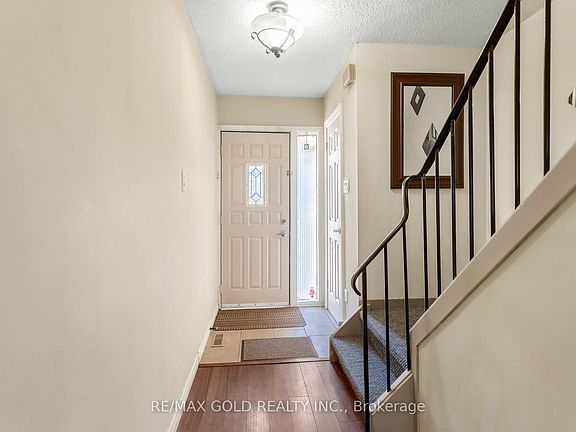 4th image of 2315 Bromsgrove Rd #17