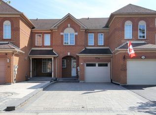 37 Ridgeway Ct, Vaughan, ON L6A2R4