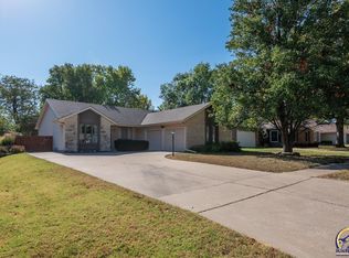 5815 SW 27th Ter, Topeka, KS 66614