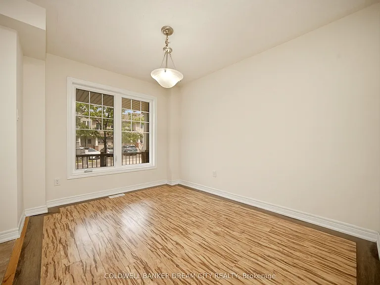 37 Stoyell Dr — Photo 7