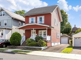 284 Laurel Pl, East Rutherford, NJ 07073