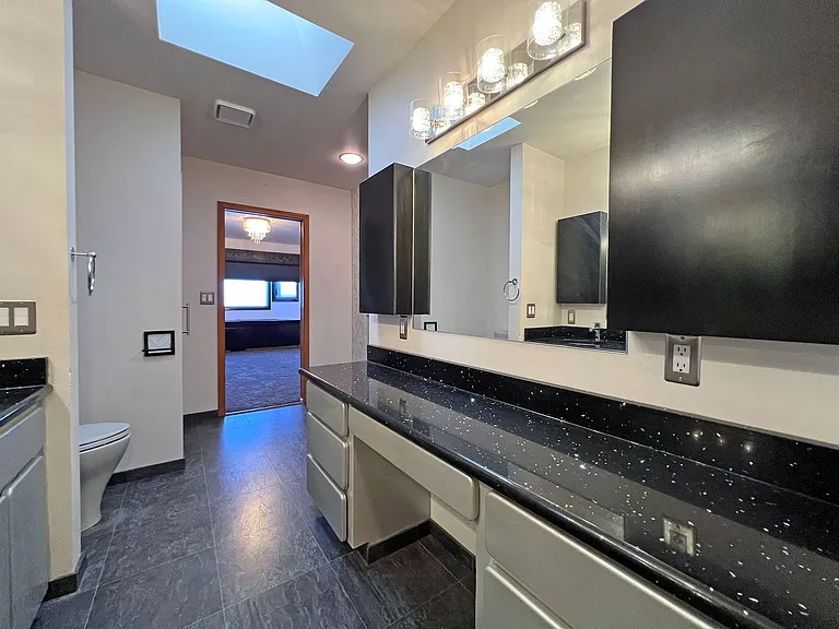 7512 Leif Ericson Dr — Photo 59