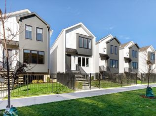 2524 W Polk St, Chicago, IL 60612