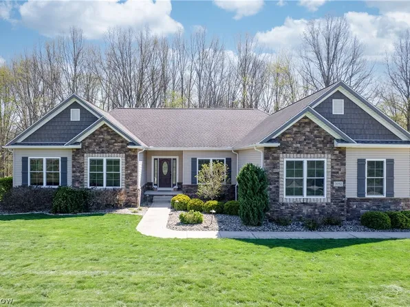 3952 Heron Creek Dr, Rootstown, OH 44272