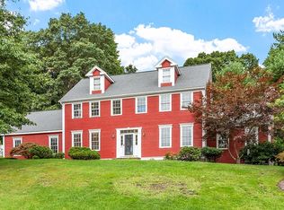 20 Blackthorn Rd, Shrewsbury, MA 01545