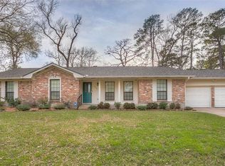 220 Willow Bnd, Huntsville, TX 77320