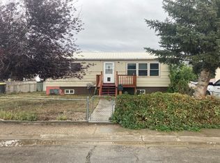 317 E Miller St, Rawlins, WY 82301
