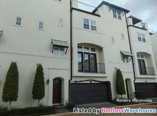 8925 Lakeshore Bend Dr, Houston, TX 77080