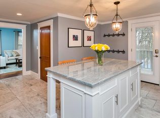 35 Underwood Rd #2, Falmouth, ME 04105