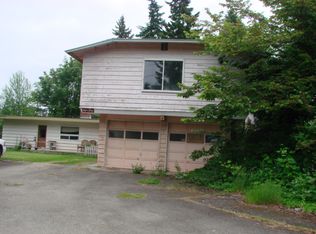 3860 Kitty Hawk Dr NW, Bremerton, WA 98312