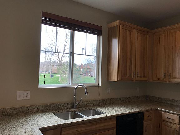 Wash your dishes while overlooking the park