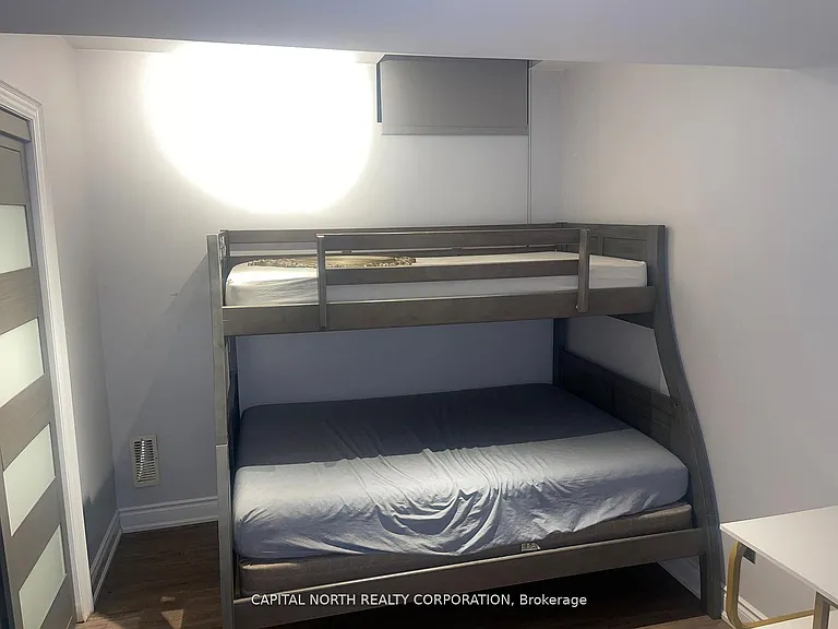 7 Compton Cres #BASEMENT — Photo 16