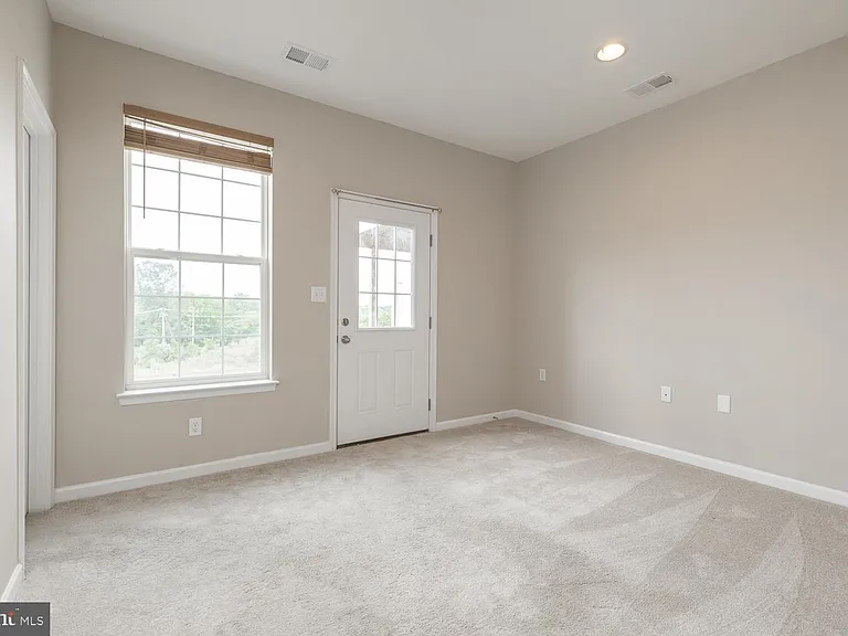 227 Schramm Loop — Photo 46