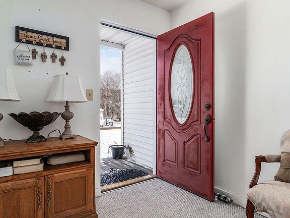 4th image of 103 Main St #280