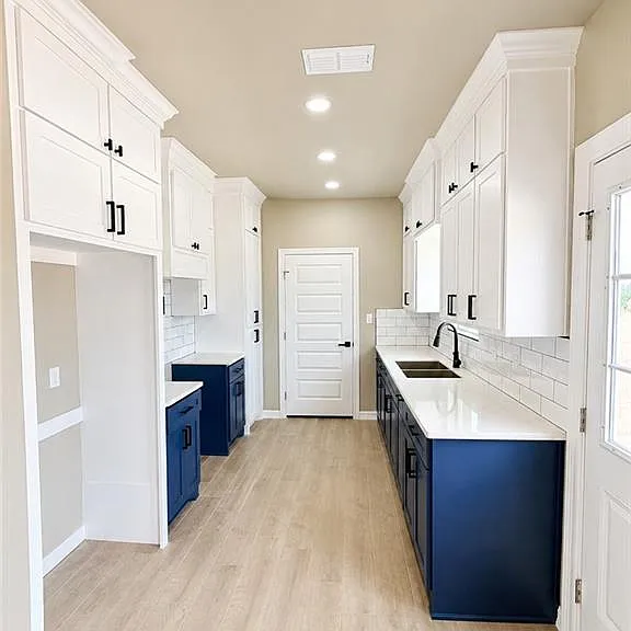 4929 Rio Red Cir W — Photo 2