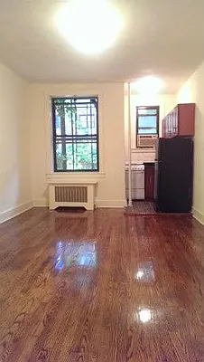 Rented by Gallery Real Estate Group, LLC | media 34