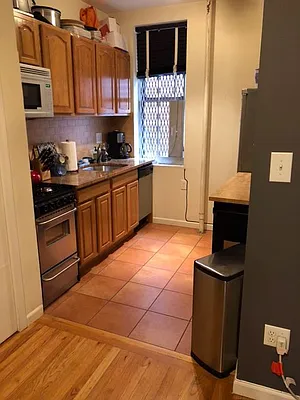 Rented by Meredith L Weise LREB | media 4