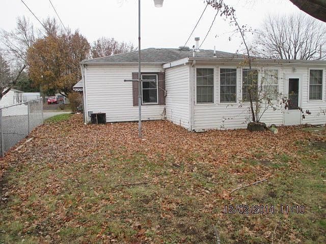 2nd image of 2670 Shelly Dr