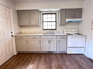 432 Jones Ferry Rd APT 6, Pittsboro, NC 27312