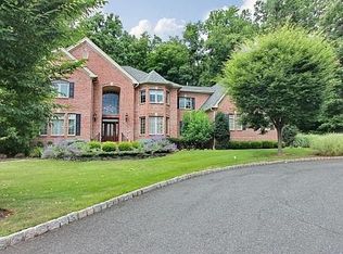 23 Ridge Rd, Warren, NJ 07059
