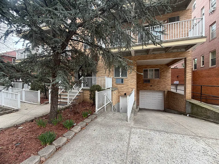 9483 Ridge Blvd #2C — Photo 12