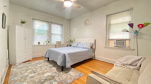 8 Chiswick Rd Photo 1